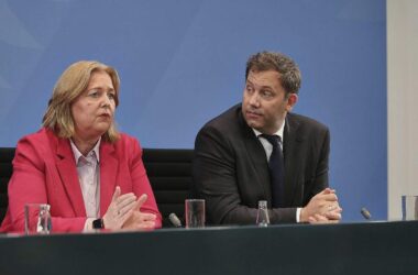 SPD-Politiker drängen Parteispitze zu Offensive