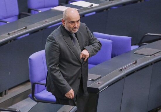 Nouripour kontert CSU-Kritik an Wahltermin-Vorschlag