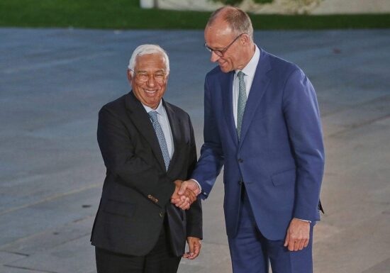 Merz und Costa beraten über Verteidigung und Wettbewerbsfähigkeit
