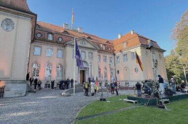 Regierung trifft sich zu zweitägiger Kabinettsklausur