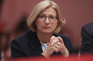Rehlinger warnt vor Folgen politischer Krise in Frankreich