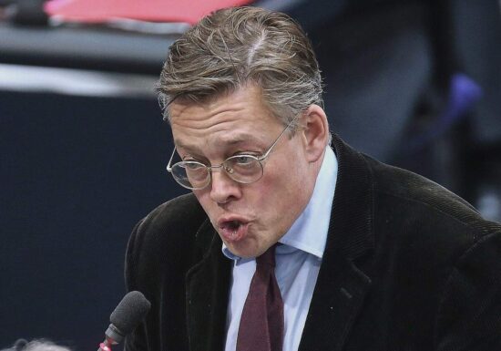Von Notz kritisiert Vakanz an Spitze des Verfassungsschutzes