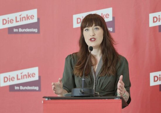 Linke nennt Haushalt "schlicht und ergreifend eine Katastrophe"
