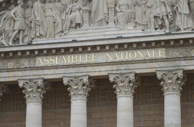 Politik-Krise in Paris: Ifo sieht Risiken für Konjunktur in Europa