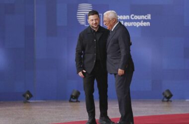 Selenskyj begrüßt neue Sanktionen gegen Russland