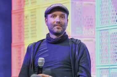 Autor Marc-Uwe Kling wütend auf Tech-Milliardäre
