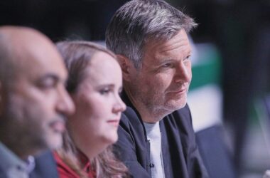 Ex-Grünen-Chefin Lang erklärt Habeck-Strategie für gescheitert
