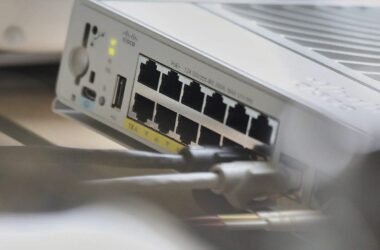 Bei fast jedem Zweiten fällt Internet einmal im Jahr komplett aus