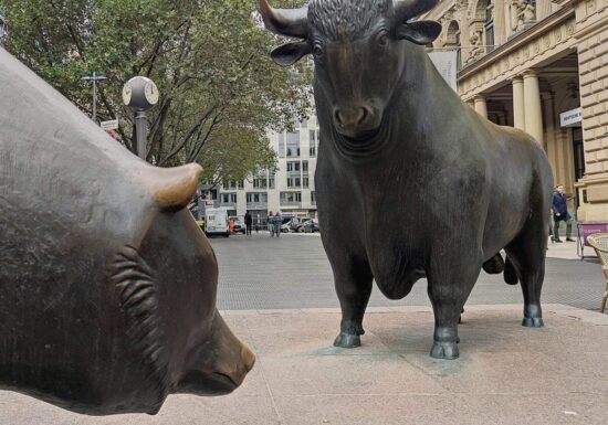 Dax startet am Tag der Deutschen Einheit wenig verändert