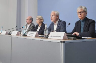 Gutachten zu vermuteten Behandlungsfehlern auf Vorjahresniveau