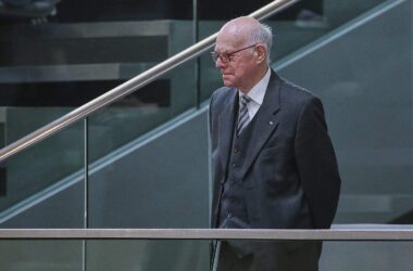 Lammert kritisiert Wahlrechtskommission ohne Opposition