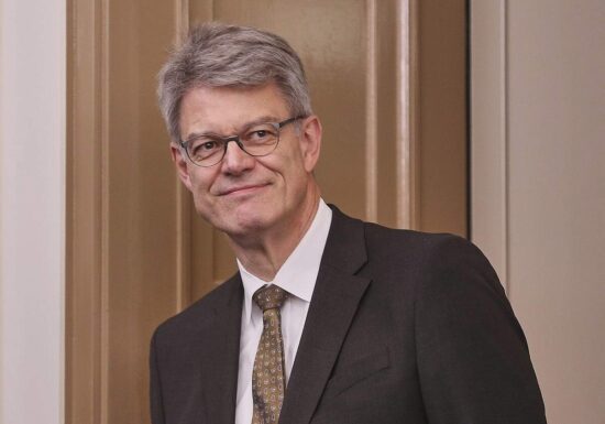 Schnieder nach Kreislaufkollaps "wieder voll im Dienst"