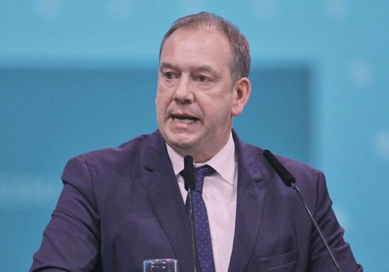 Wehrbeauftragter sieht im Wehrdienst-Streit "Stunde des Parlaments"