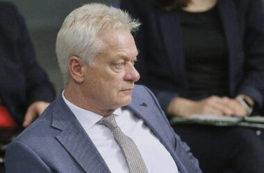Rainer will Schutzstatus von Bibern und Fischerottern absenken