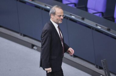 Klein will mehr Abschiebung von Antisemiten ohne deutschen Pass