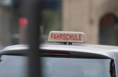 Schwerdtner fordert "Fahrschule als Unterrichtsfach"