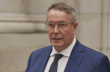 Schweitzer warnt vor "Illusion" beim Bürgergeld