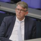 Staatsminister Weimer unter Druck - Schützenhilfe von Nouripour
