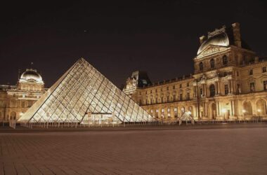 Diebstahl im Louvre: Verdächtige gestehen Raub teilweise