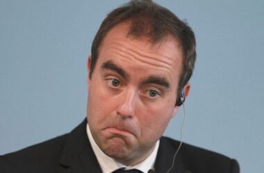 Macron beauftragt Lecornu erneut mit Regierungsbildung