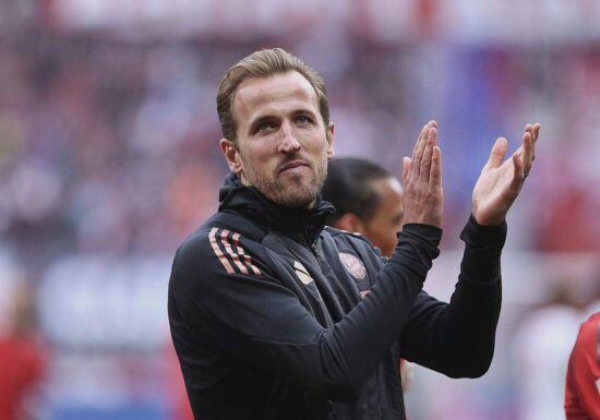 1. Bundesliga: Bayern München fertigt Frankfurt souverän ab