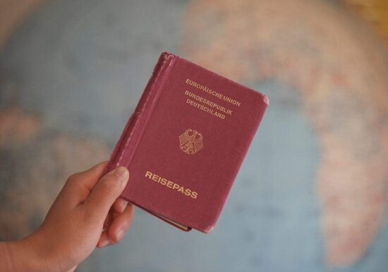 Bundestag verlangsamt Einbürgerung gut integrierter Zuwanderer