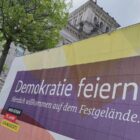 Umfrage: Vertrauen in Demokratie bröckelt