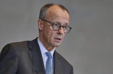 Merz spricht mit Tusk über Sabotageakt auf polnische Bahntrassen