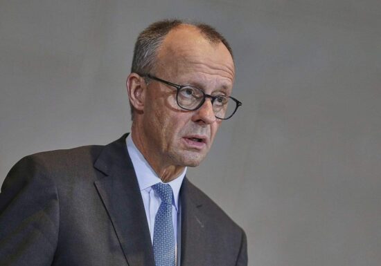 Merz spricht mit Tusk über Sabotageakt auf polnische Bahntrassen