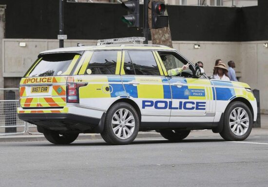 Messerangriff in Zug in England - mehrere Menschen in Lebensgefahr