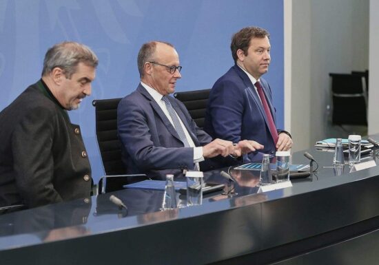 Renten-Beschluss: Garantie bleibt - aber Kommission soll prüfen