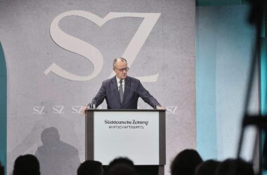 Merz will digitale Plattform für Einwanderung vorantreiben