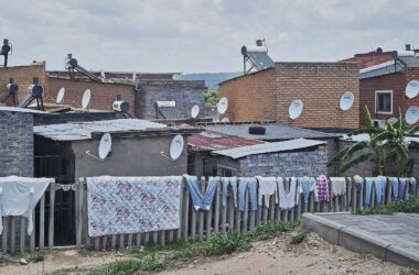 DRK: "Regierung setzt den Rotstift bei notleidenden Menschen an"