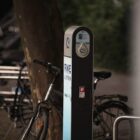 ADAC und Verbraucherzentralen kritisieren E-Ladesäulen-Plan