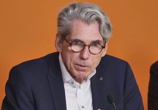 DAK-Chef Storm kritisiert aufgestocktes Darlehen für die Pflege