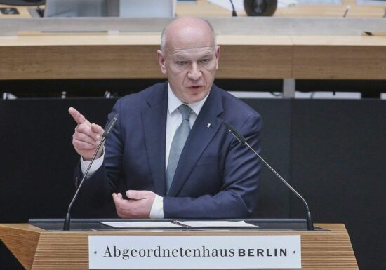 Wegner will Gesetz zu Volksbefragungen bis zur Berlin-Wahl