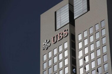 UBS gibt Pensionsverpflichtungen in Deutschland ab