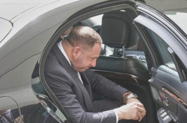 Selenskyj-Berater tritt nach Korruptionsrazzia zurück