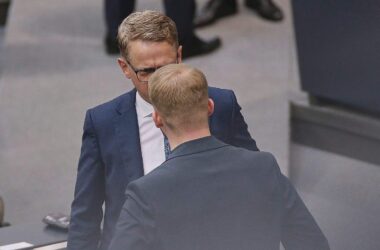 Linnemann und Klüssendorf wollen von Kommissionen mutige Vorschläge