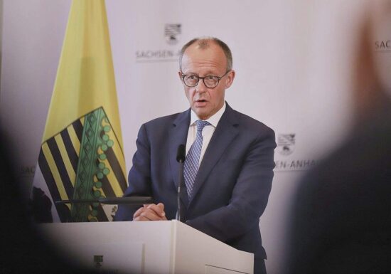 Merz will bundesweite Sicherheits-Standards für Weihnachtsmärkte