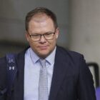 Schneider will Klimaschutz "ohne erhobenen Zeigefinger"