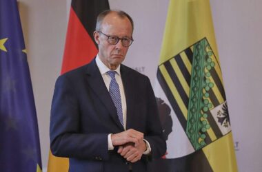 Halle will Bahn-Hauptsitz werden - für Merz noch kein Thema