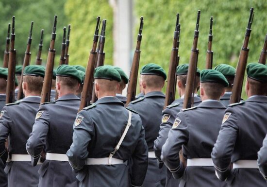 Röwekamp hält Wehrdienst-Kompromiss für unzureichend