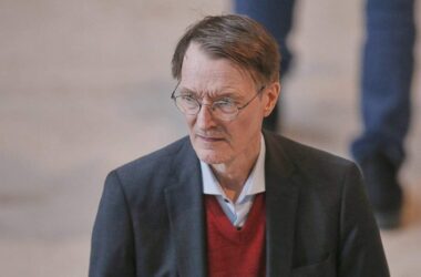 Lauterbach fürchtet wachsende Gewalt gegen Politiker