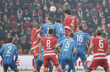 1. Bundesliga: Bayern siegen knapp - Union patzt gegen Heidenheim