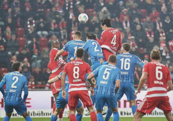 1. Bundesliga: Bayern siegen knapp - Union patzt gegen Heidenheim