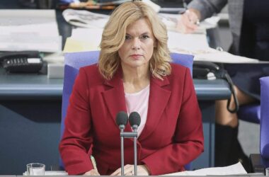 Bundestagspräsidentin mahnt Koalition zur Zusammenarbeit