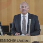 Hessens Innenminister verurteilt Anschlag auf Pkw von AfD-Politiker