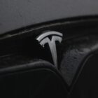 Tesla-Aktionäre stimmen für billionenschweres Paket für Musk