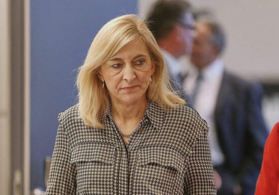 Warken erleichtert über höheres Darlehen für Pflegeversicherung